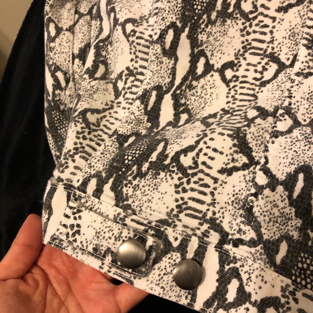 Frame “Gris Multi” Denim Python Jacket Size S - image 7